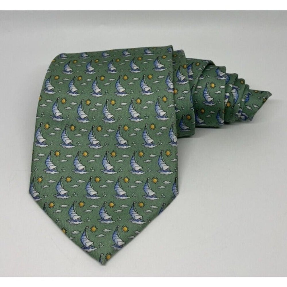 Meeting Street Handmade Tie 100% Silk Mens Neckwear Green w/ Sailboat Design VTG